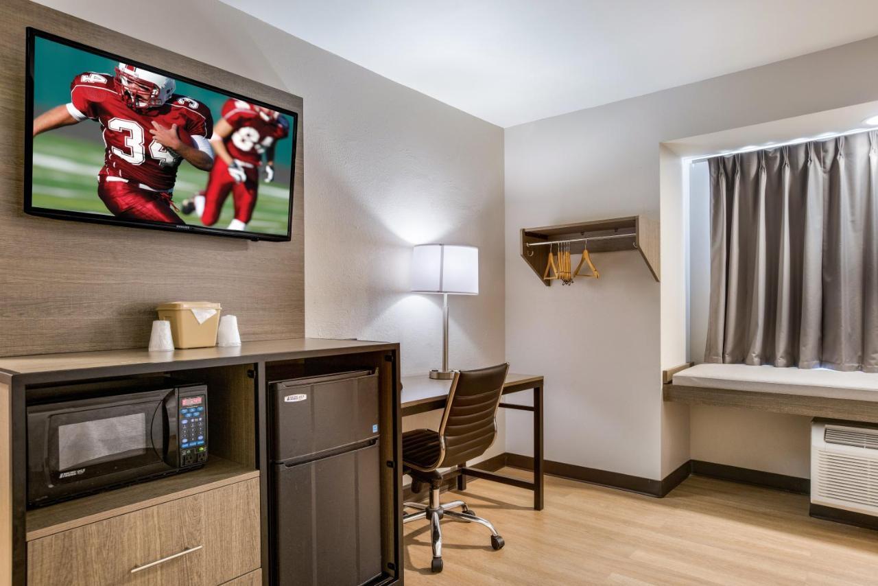 Red Roof Inn Plus+ & Suites Savannah - I-95 Джорджтаун Экстерьер фото