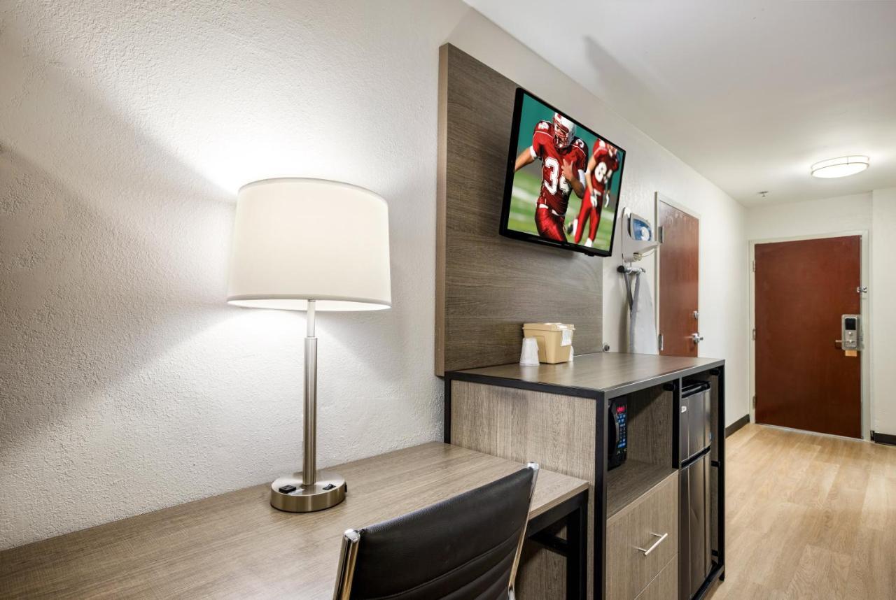 Red Roof Inn Plus+ & Suites Savannah - I-95 Джорджтаун Экстерьер фото